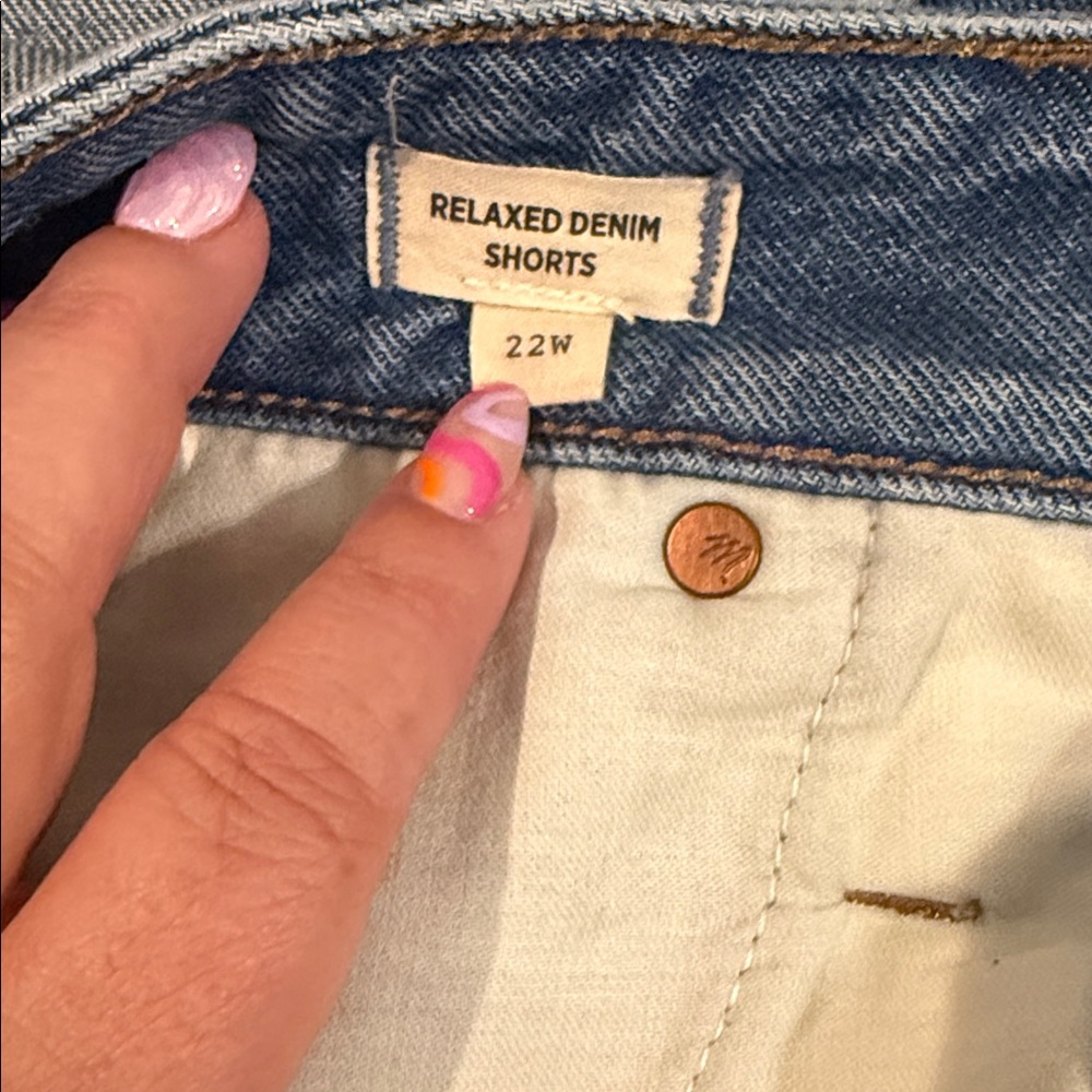 Madewell Distressed Medium Wash Blue Denim Jean Shorts 22W - Picture 8 of 8